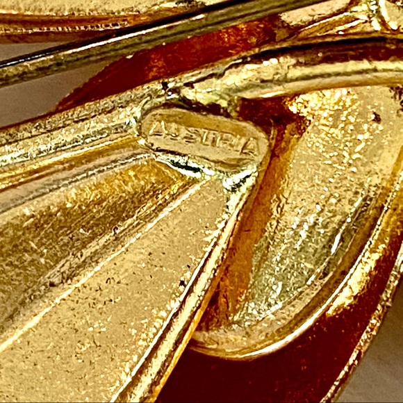 Vintage Austria Brooch - Picture 7 of 8